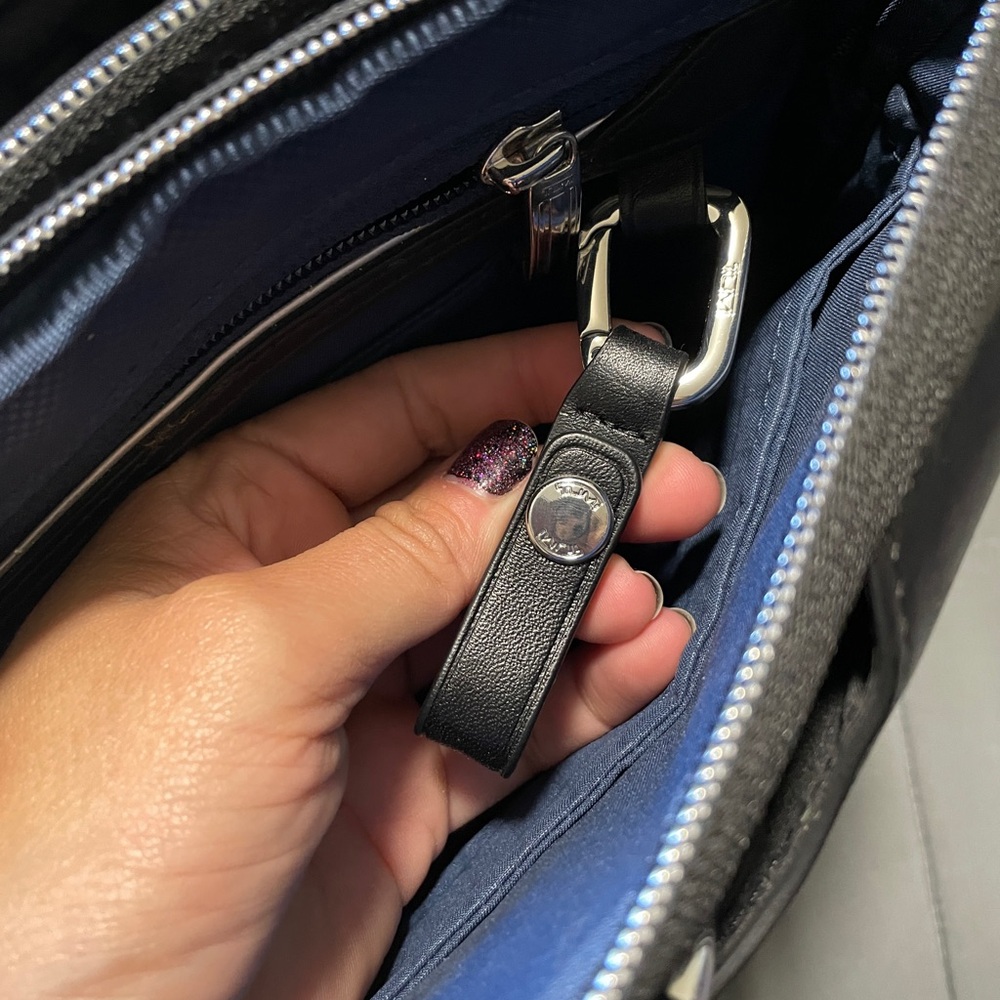 Tumi Computer Bag - Picture 8 of 14